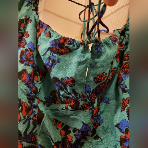 Free People Hilary Print Keyhole Neck Top - Picture 8 of 10